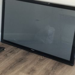 Insignia 50 Inch tV With Remote, 