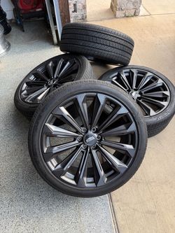 Cadillac Escalade v wheels 24 inch OEM