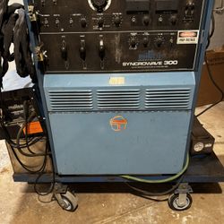Miller Syncrowave 300 Welder 