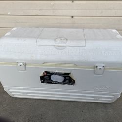 Ice  Chest Hielera 