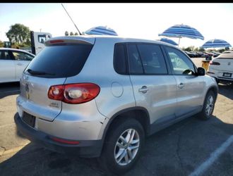 2011 Volks Wagen