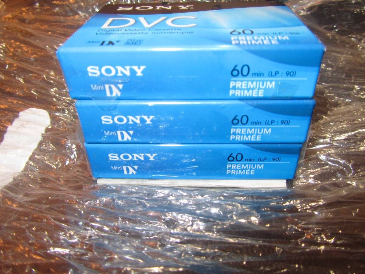 3 SONY Premium DVC Digital Video Cassette Tapes 3-Pack 60 Minutes Seal