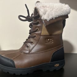 UGG waterproof Boots Size 1