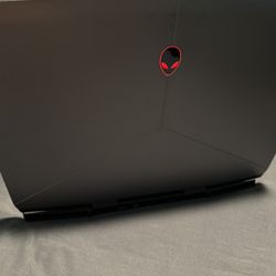 Alienware M15