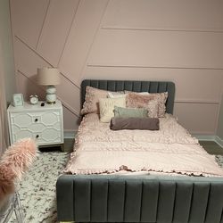 Gray Velvet Full Size Bed