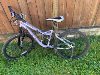 Mongoose Bike 24 inch