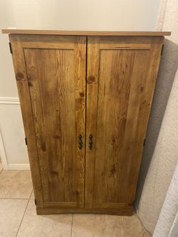 Computer Armoire