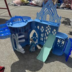 Frozen Play