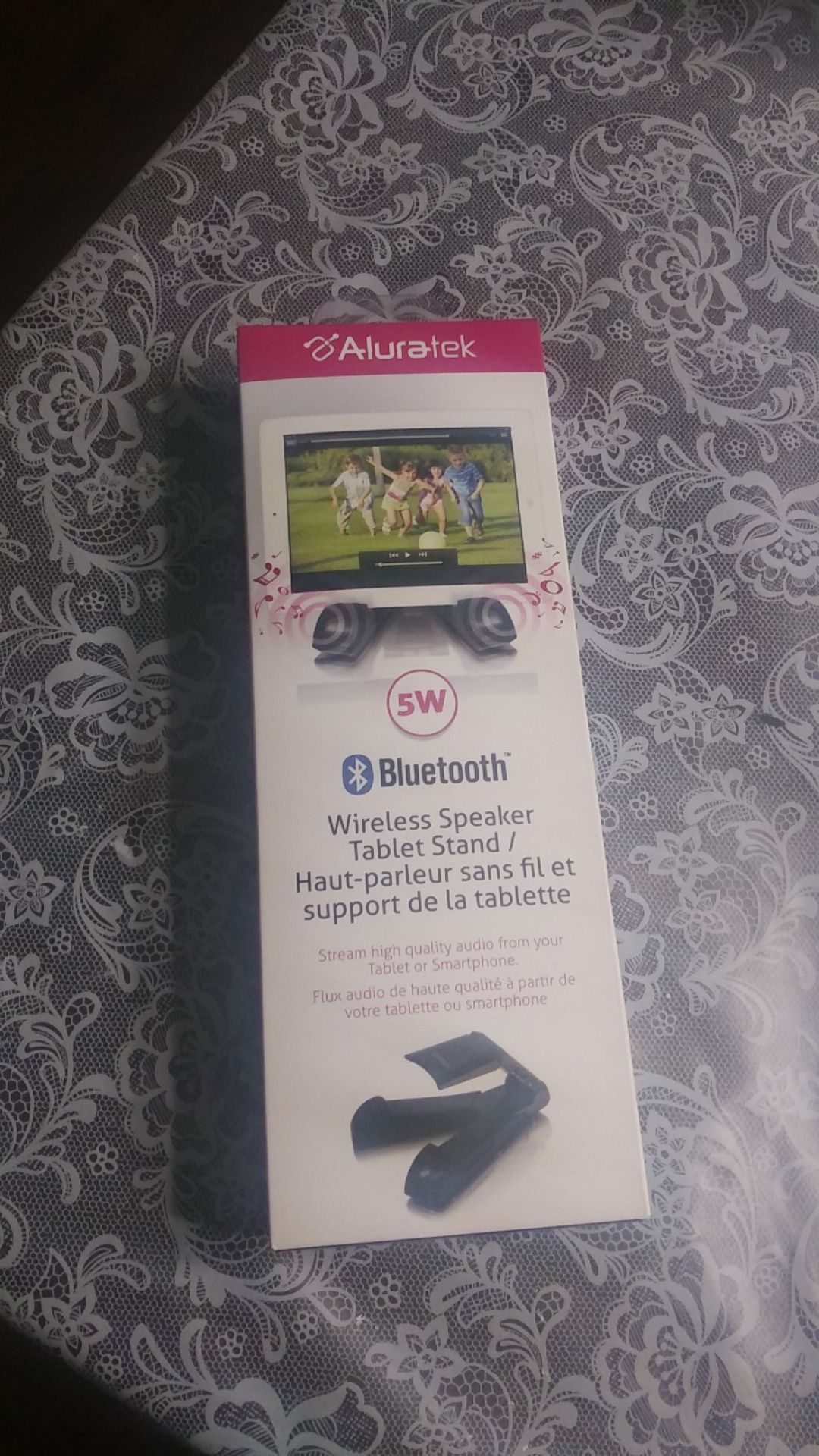 Aluratek 5W Bluetooth Wireless speaker Tablet stand