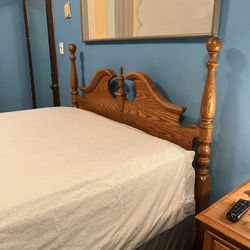 solid Oak, Four Piece Bedroom Set