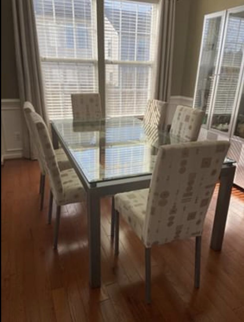 Dining table (glass table and 6 chairs)