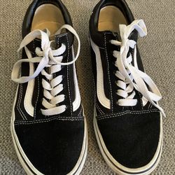 Classic Vans Woman Size 6 