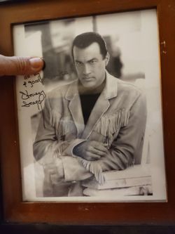 Steven seagal sign autograph pictures