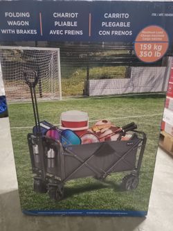Folding wagon with brakes
