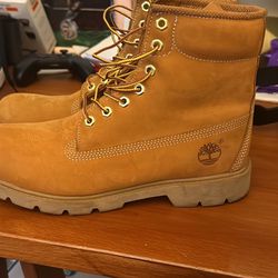 Timberland 6 inch Basic Waterproof Construction Boot  Size 9.5
