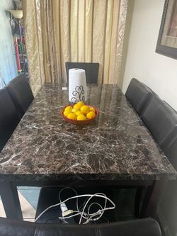 Mesa con 6 sillas