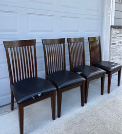Dining Room Chairs - FREE