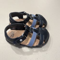 UGG Toddler Leather Sandals Sz 6-7