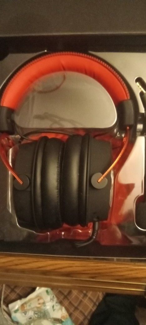 PS5 HyperX Naruto Shippuden Collection Cloud Alpha Gaming Headset Itachi Edition (PICK UP ONLY