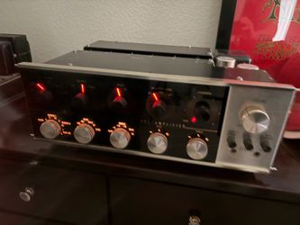 McIntosh C20 pre-amplifier
