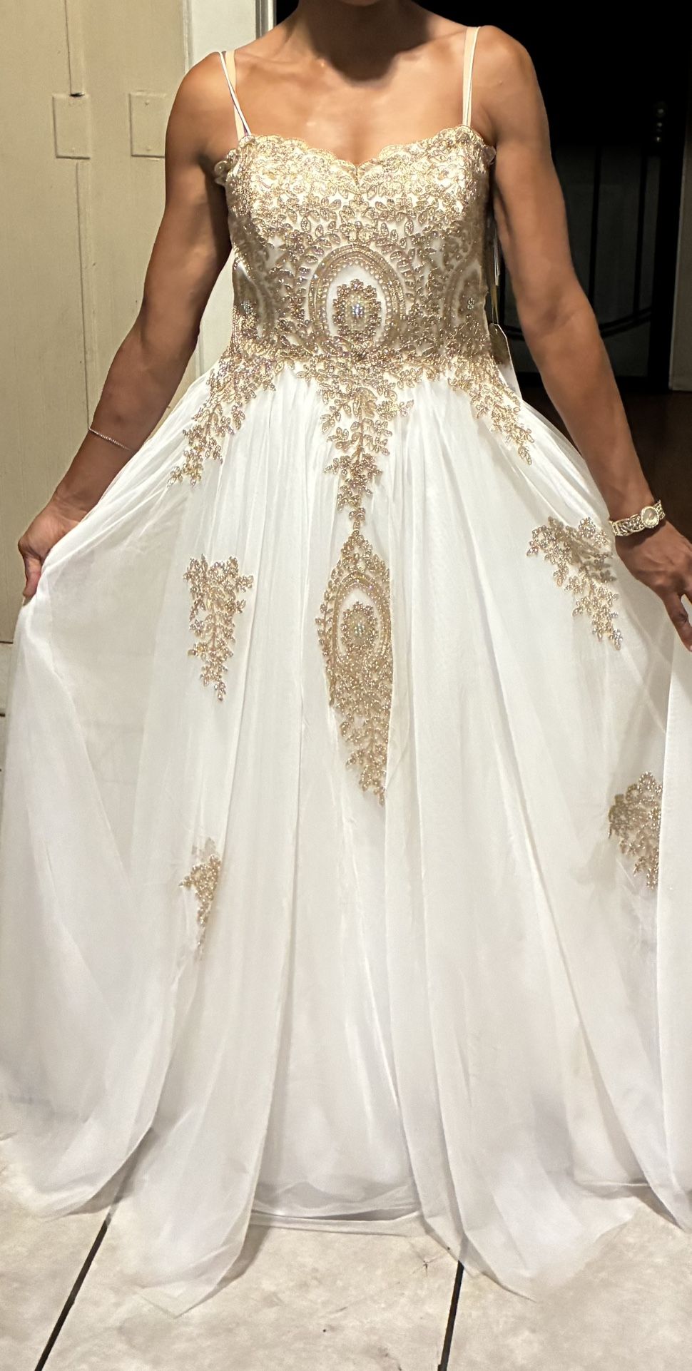 Princess Gown Beaded Bodice White And Gold W/ A Mesh Overlay