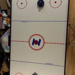 Air Hockey Table