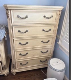Chest drawers