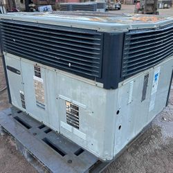 Trane 2.5 ton AC unit