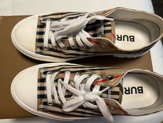 Burrberry Shoes