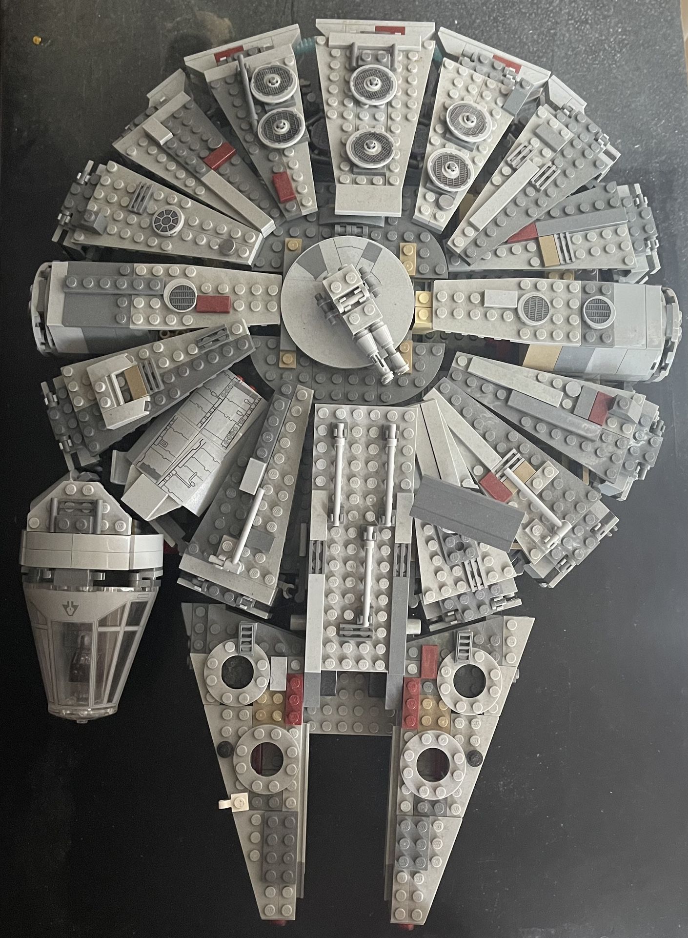 Lego Millenium Falcon Incomplete