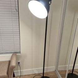Floor Lamp / Light