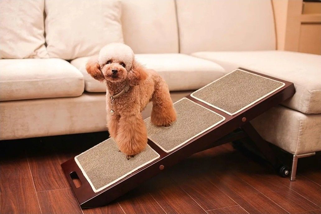 BRAND NEW!! Merry Products Collapsible Dog & Cat Ramp