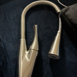 ISPRING LO1ABN Single Handle Brushed Nickel Pulldown Kitchen Faucet