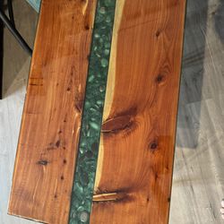 $100 For Epoxy River Coffee &end Table Used