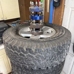 Tires And Wheels and spacers for a 2007 Jeep Wrangler