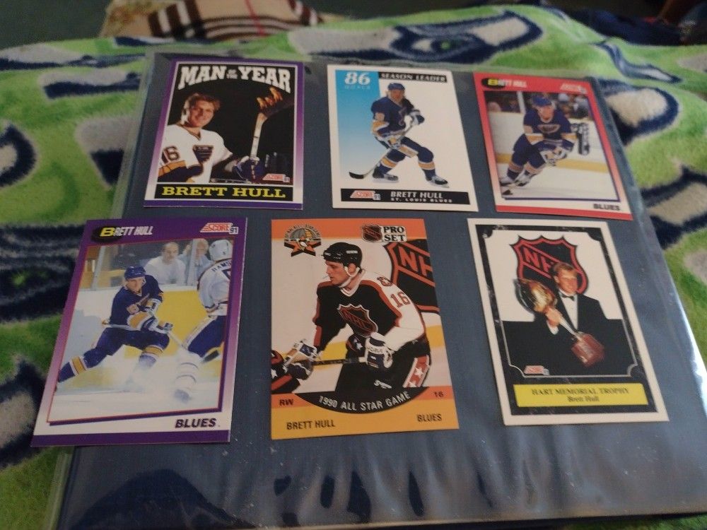 Hockey Brett Hall 11 Card Lot Bowman 91, Proset 90, Score 91. Selling As A Bundle Cash Porch Pickup Redmond