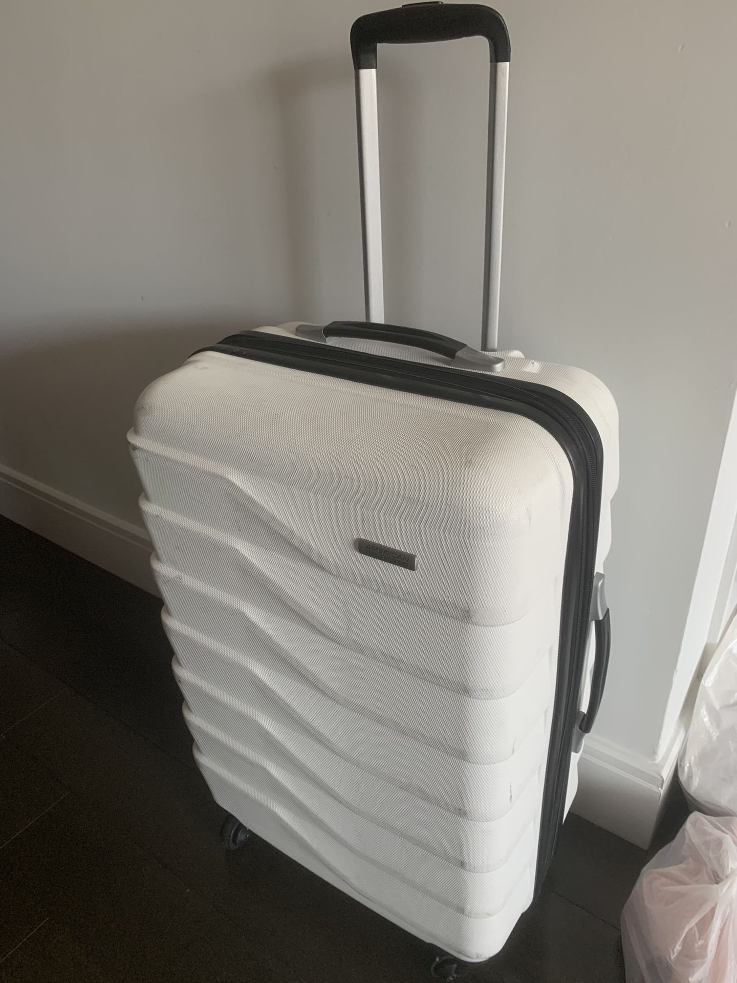 26” American Tourister Hard Shell Luggage, White