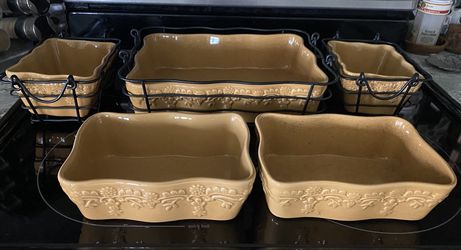Set of 5 Temp-Tations by Tara Country Lace ceramic bakeware casserole dishes, mustard brown color 