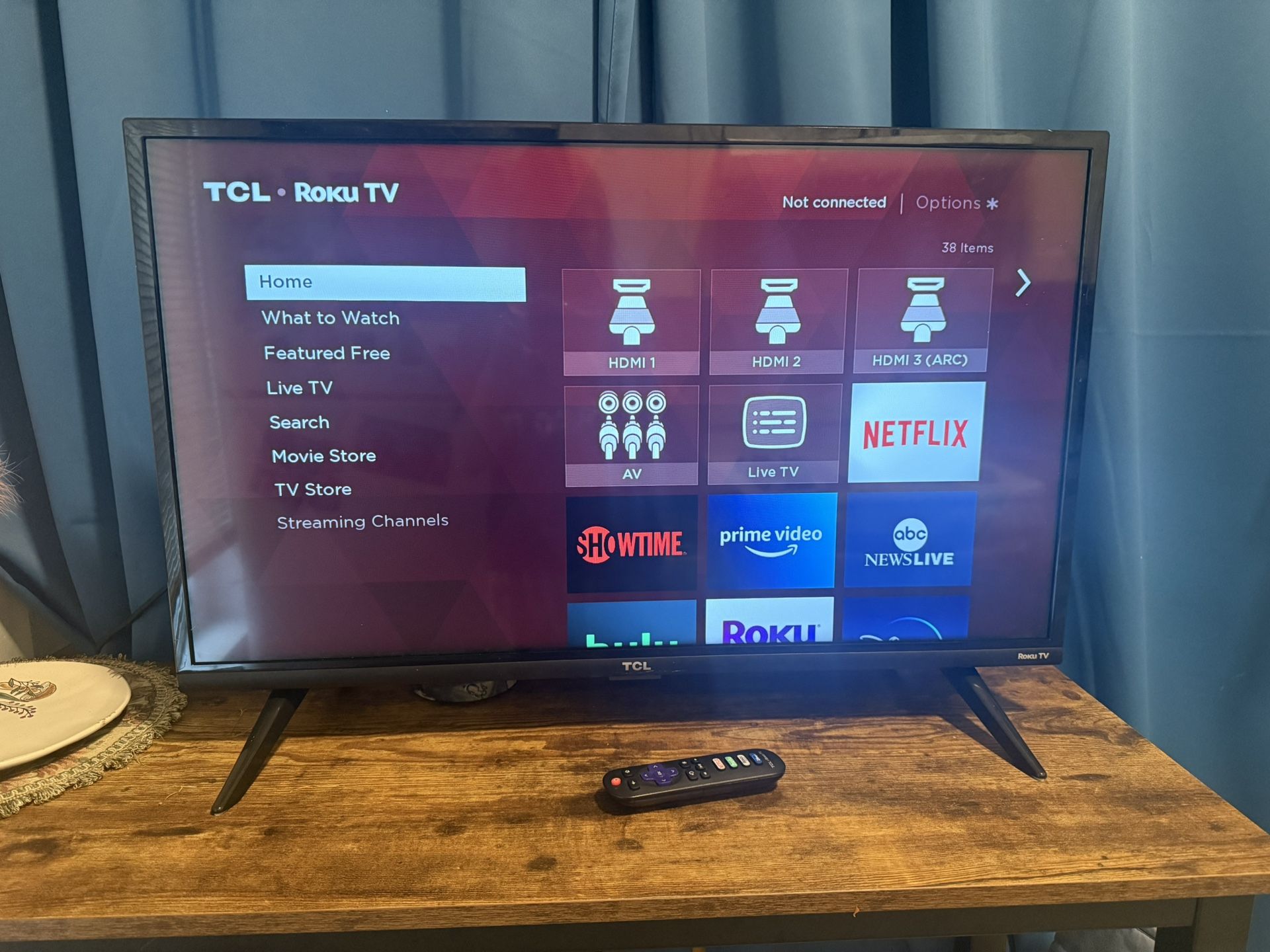 32” TCL Roku TV