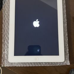 Apple iPad WiFi + Cellular & Leather Case w/ Keyboard