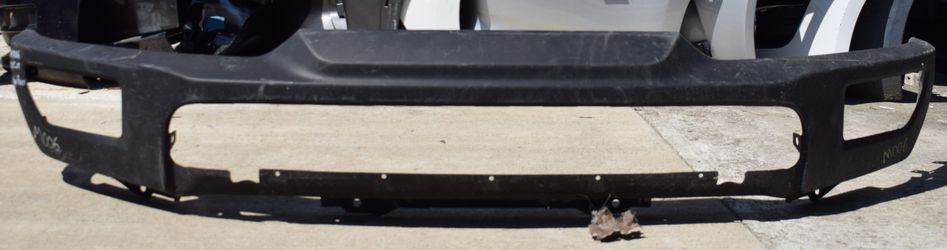 USED REF#M006 || 2015-2018 DODGE RAM 1500 || FRONT METAL BUMPER