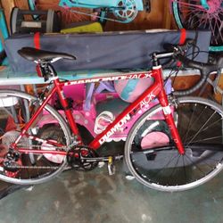 Diamond Back Century 1 Red/white road bike