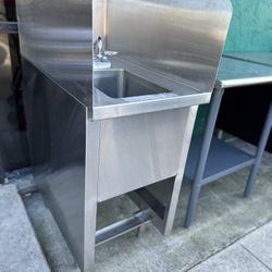 Used Sink With Side Splash 