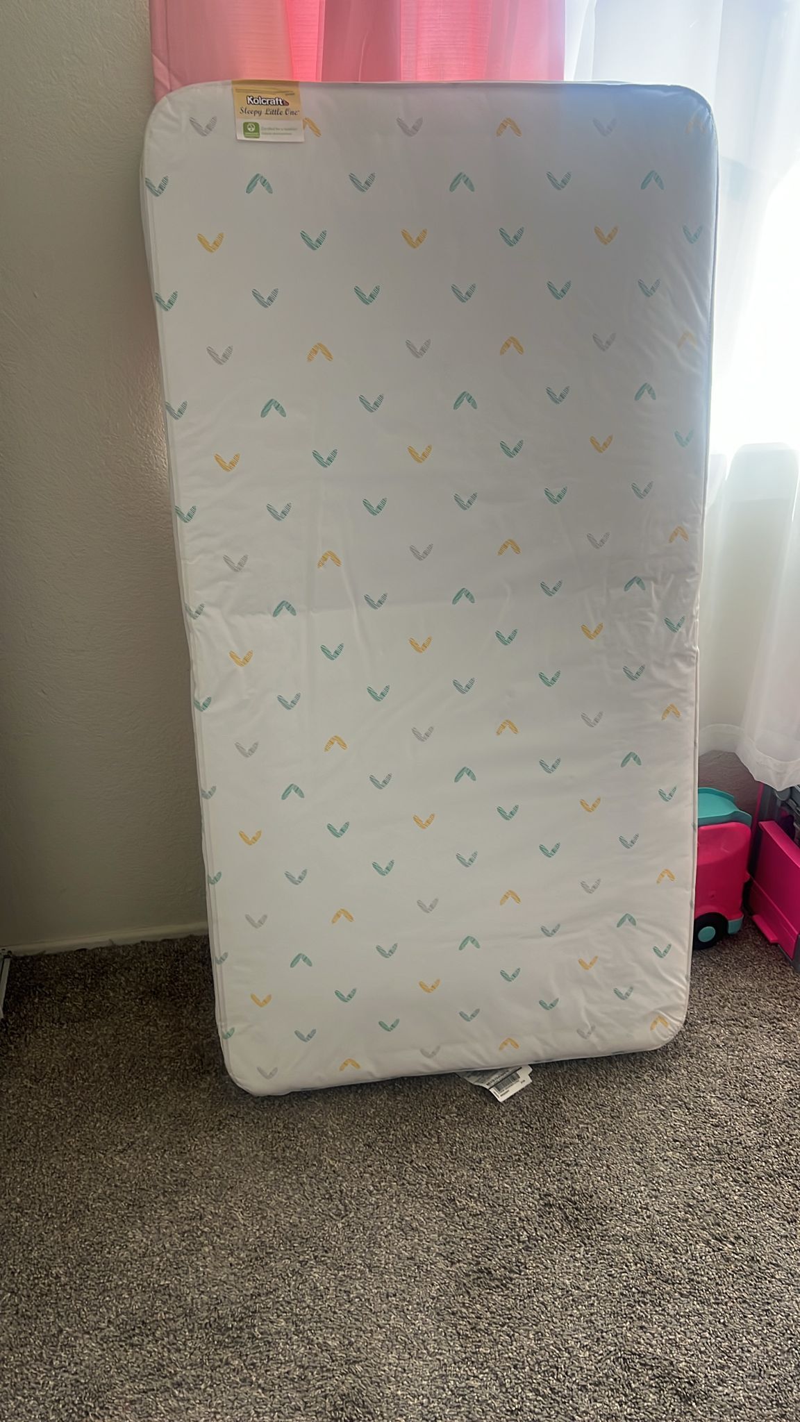 Toddler Mattress. Very Clean No Smoke No Pets