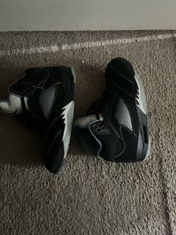 Jordan retro 5 Black University Blue