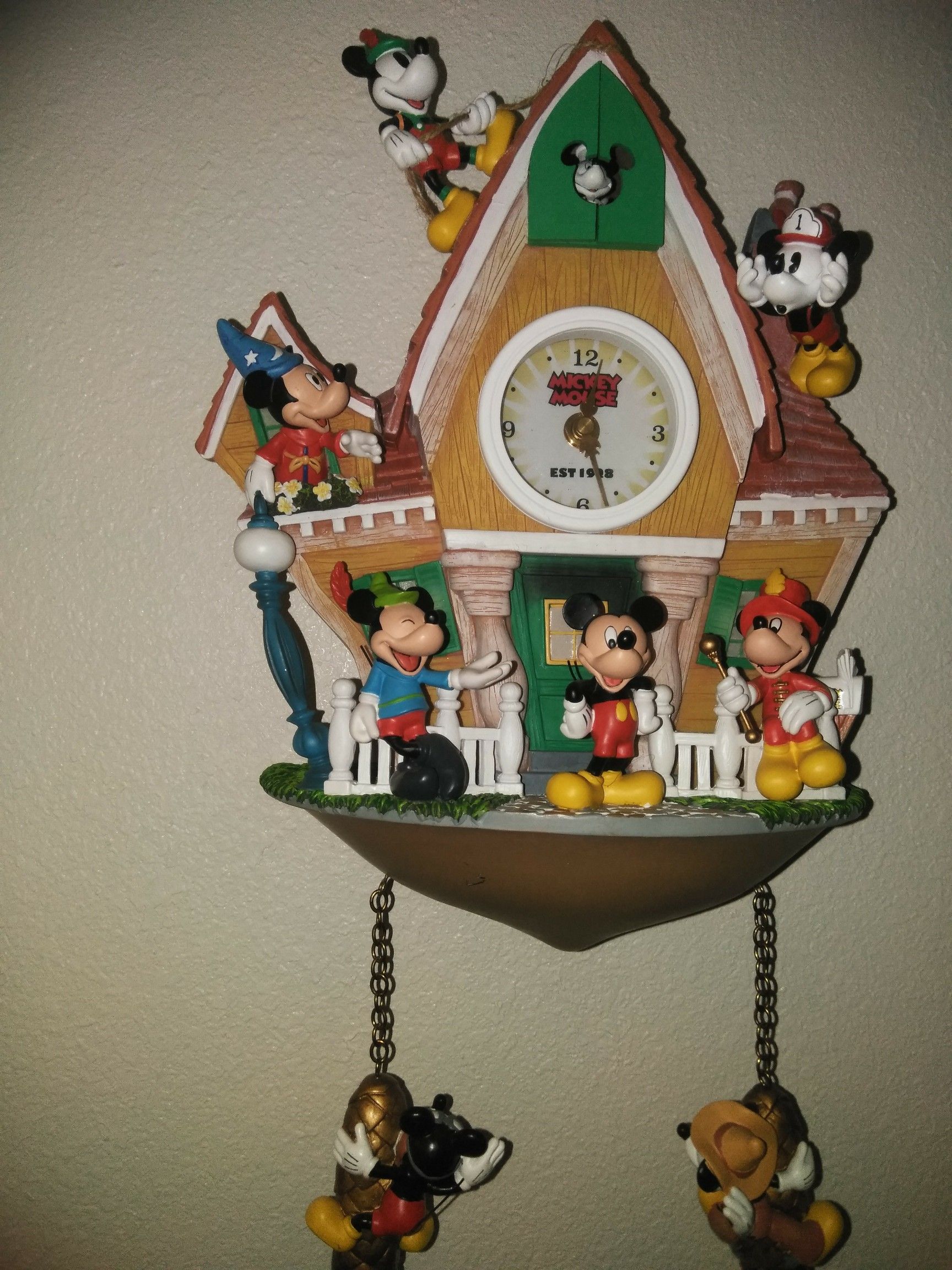 Mickey mouse cuckoo clock