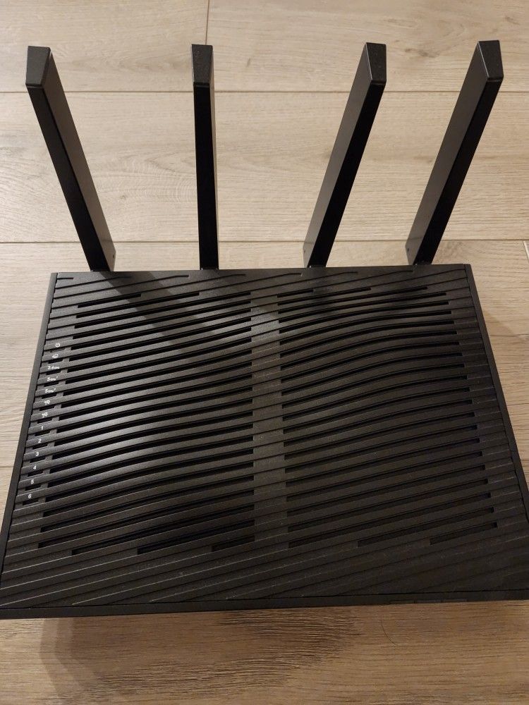 Netgear Nighthawk X8 Tri-Band WiFi Router