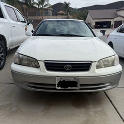 2000 Toyota Camry