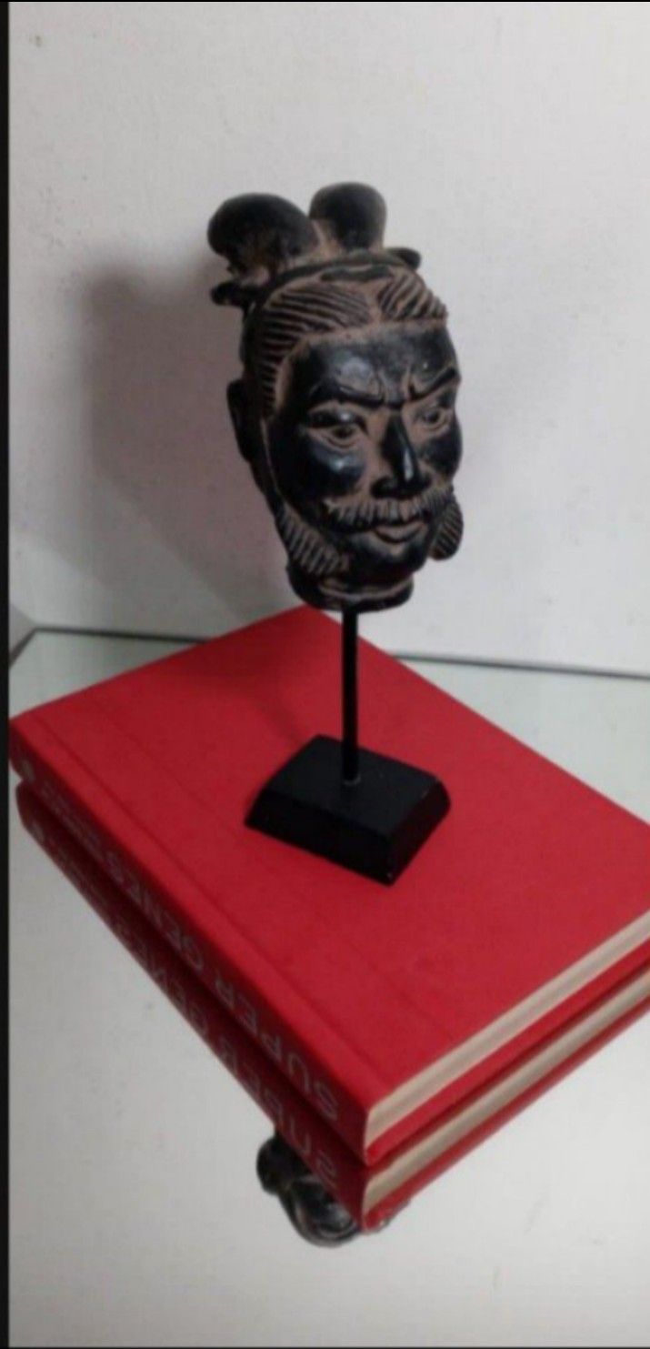 VINTAGE WARRIOR BUST STAND STATUE 9"×4"