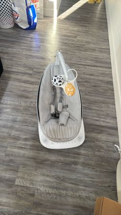 4MOMS MAMAROO MULTI-MOTION BABY SWING